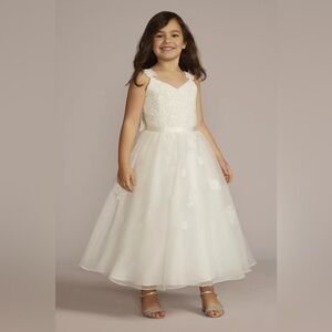 ✨ Floral Lace Tea Length Flower Girl Dress - David’s Bridal - Style WG1459